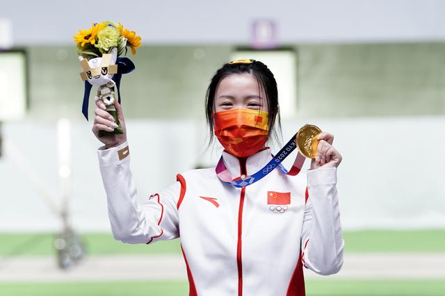 杨倩比心动作怎么回事
