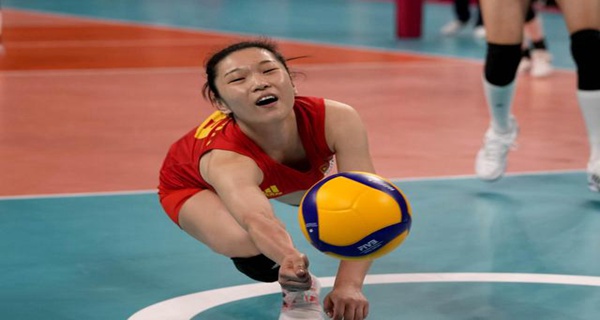 中国女排王梦洁自由人几号