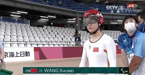 王小梅自行车运动员简介