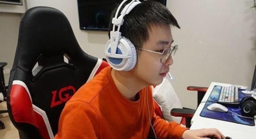 中国万分选手诞生 Xm打上天梯10010分
