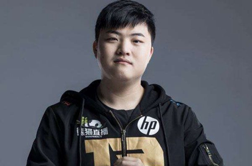 uzi为什么叫澡子哥