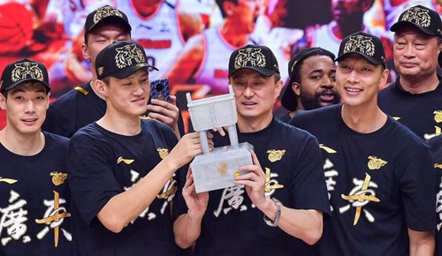 cba周鹏年薪多少2022