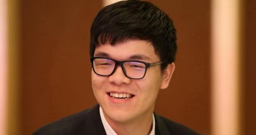 柯洁和申真谞谁厉害