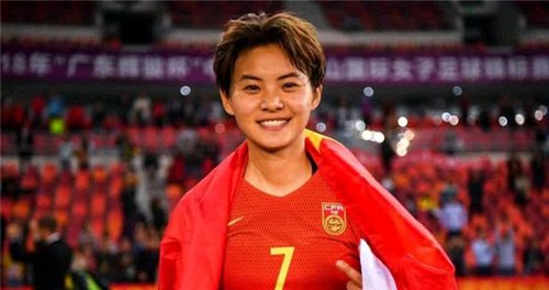 王霜为什么从巴黎回来了