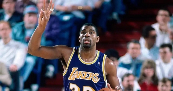 1990年nba常规赛mvp是谁