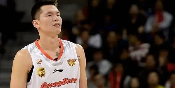 2011cba常规赛mvp是谁