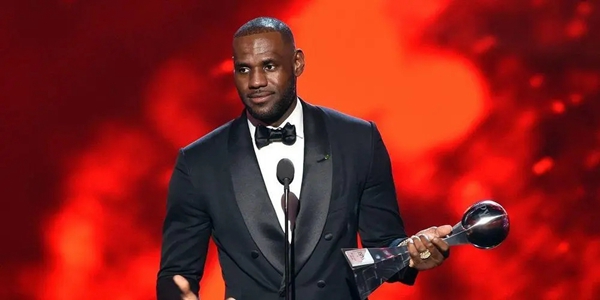 nba月最佳球员次数排名