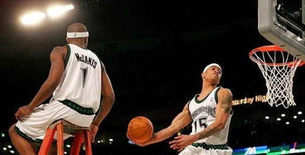 2007nba全明星扣篮大赛冠军是谁