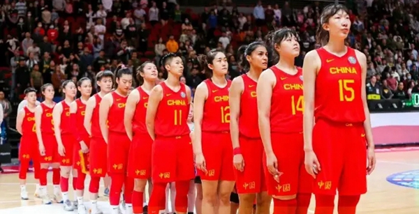 女篮最新世界排名：美国高居榜首 中国队升至第二位