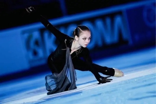 特鲁索娃冬奥比赛图片